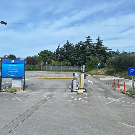 Exclusive In Casa Manzolin